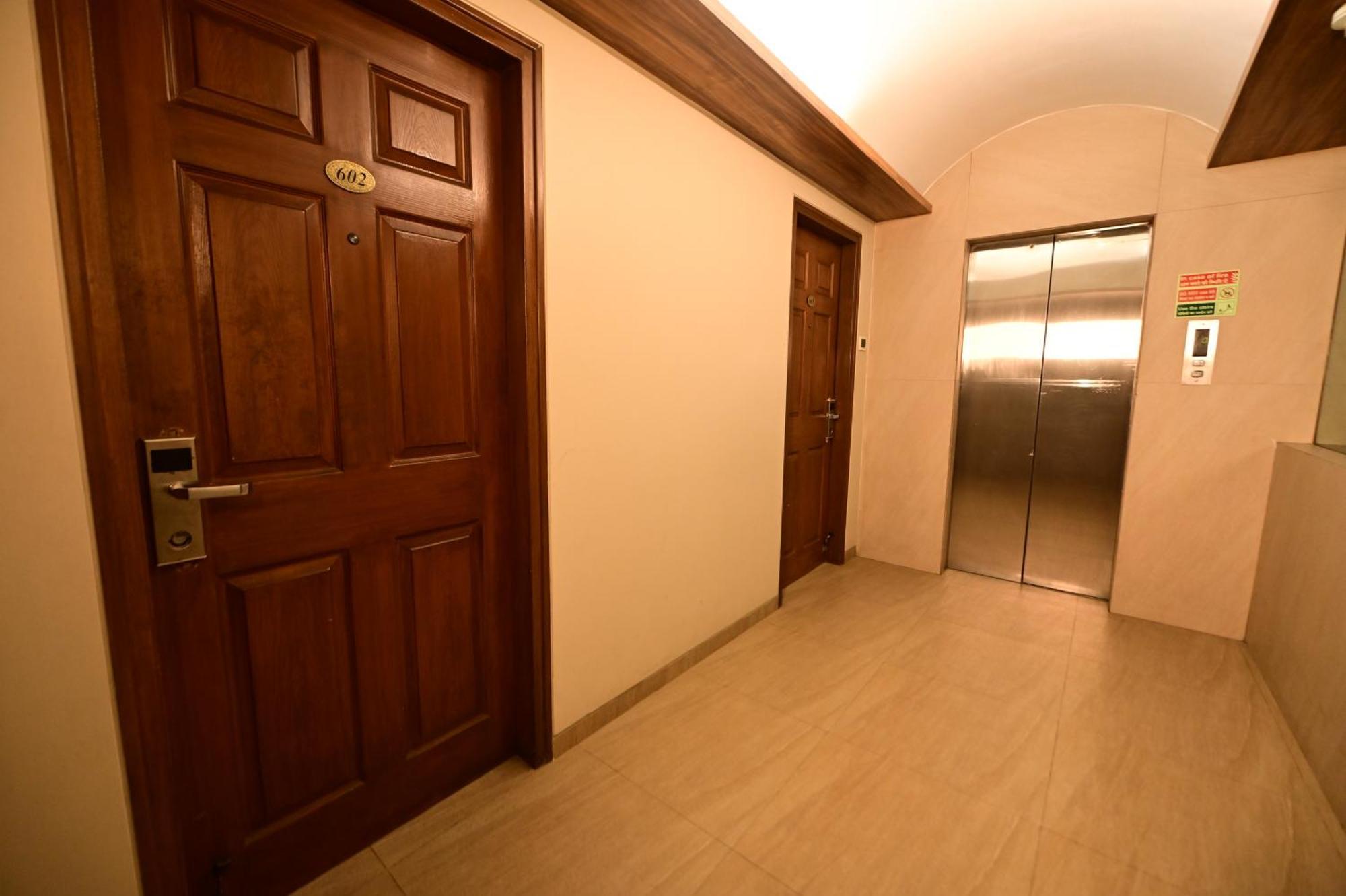 Hotel Sai Inn Mumbai  Buitenkant foto