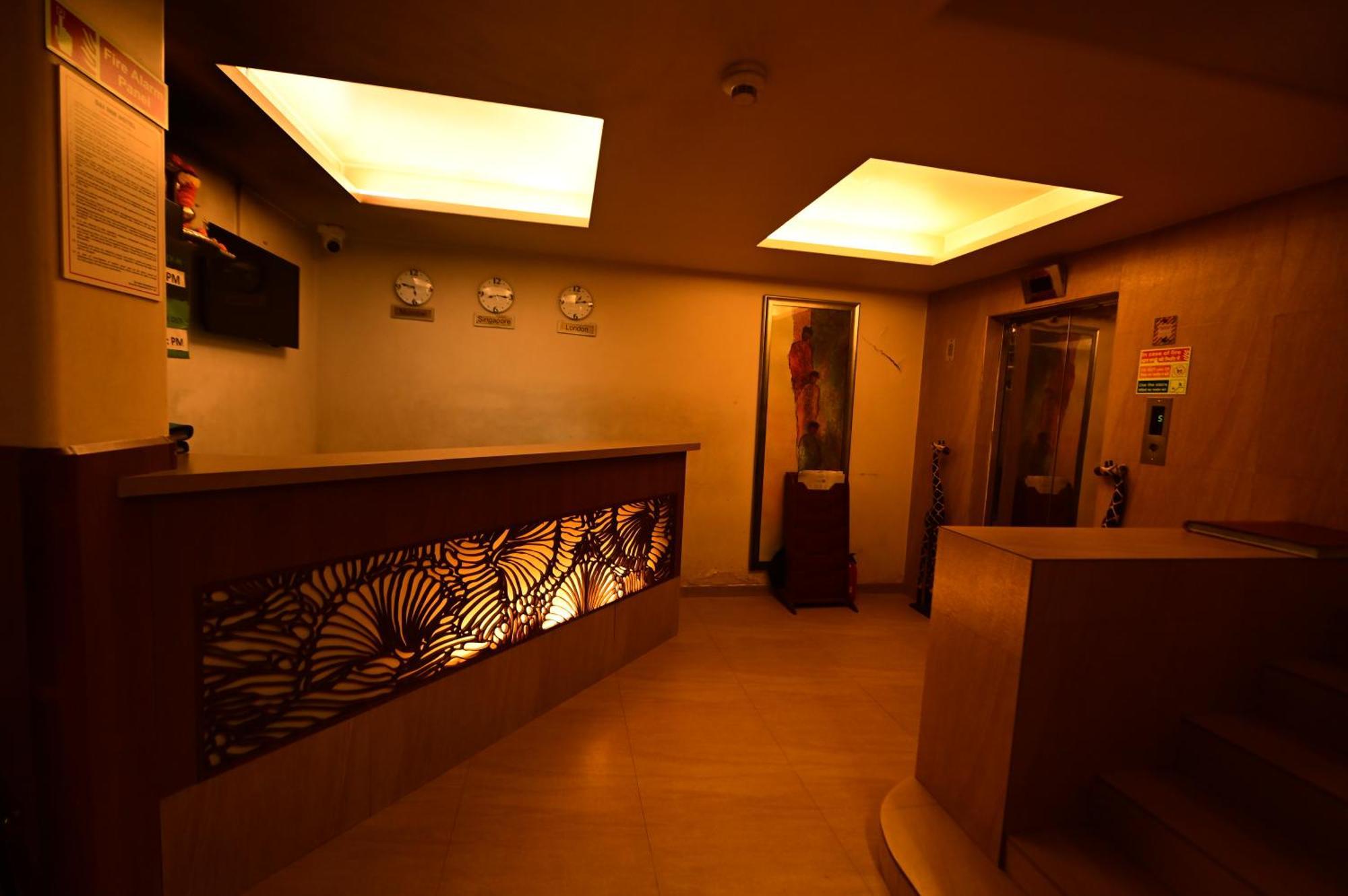 Hotel Sai Inn Mumbai  Buitenkant foto